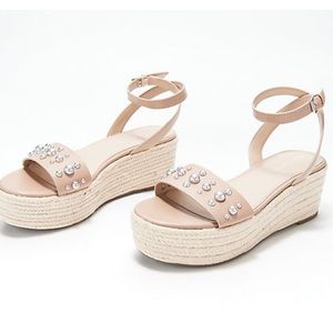 Marc Fisher wedge sandal, size 61/2.